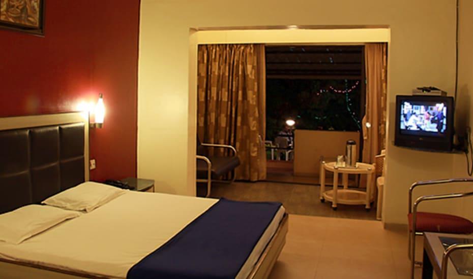 Hotel Anando , สปุถะระ ภายนอก รูปภาพ